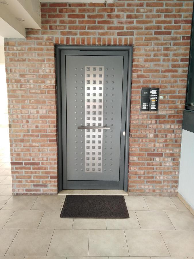 Hommie Apartment Amaliada Екстериор снимка